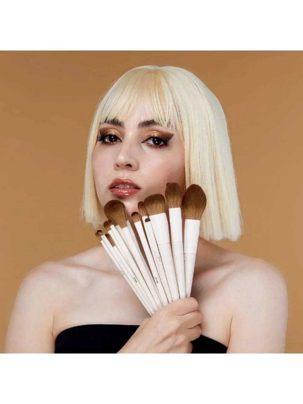 14-Piece Premium Synthetic Makeup Brush Set for Foundation, Contour, Blush